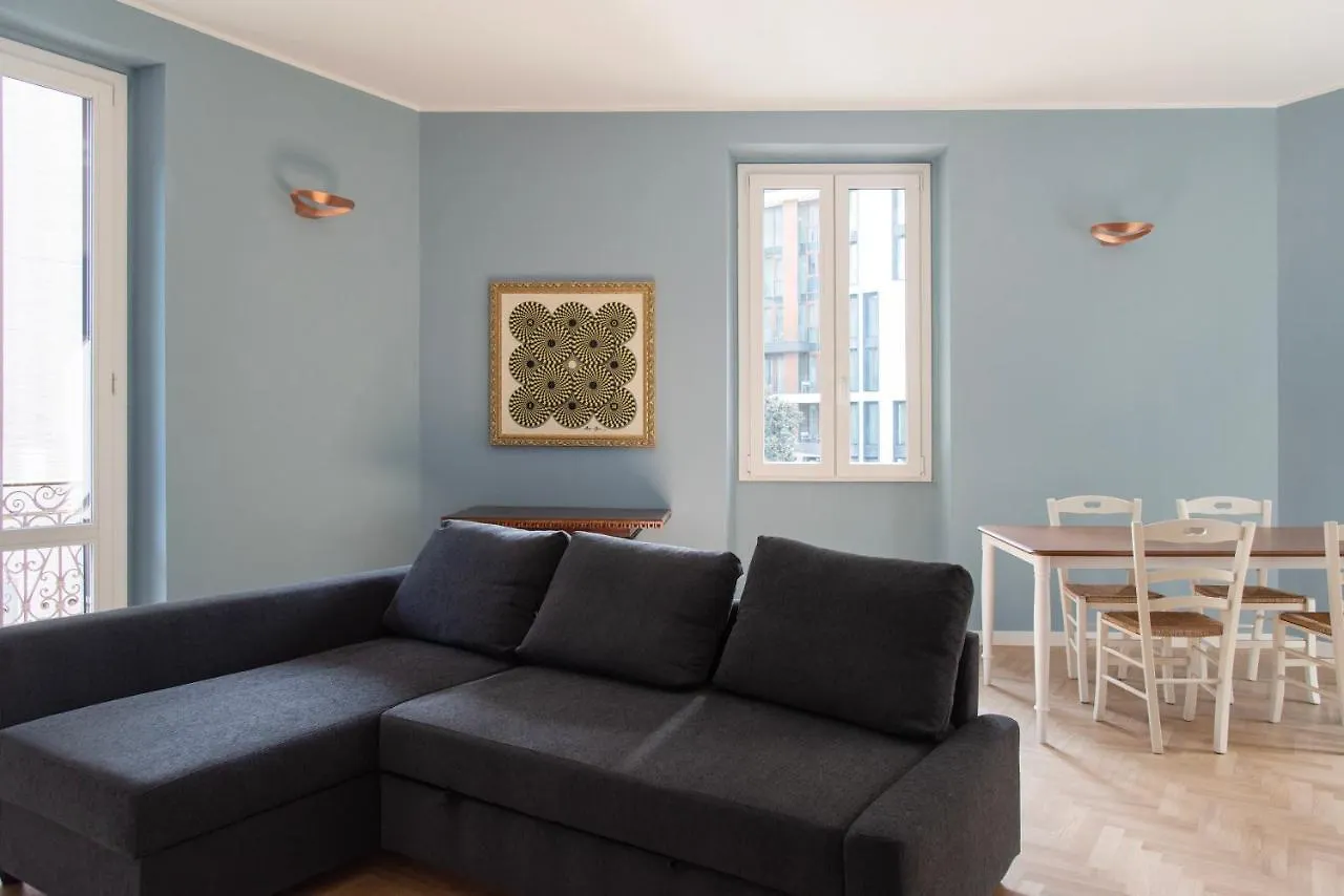 Youhosty - De Cristoforis 5 Milan Apartment
